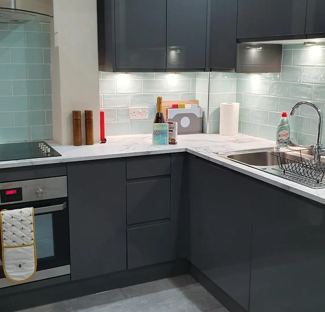 אדינבורו Beautiful Ground Floor Flat Near Haymarket